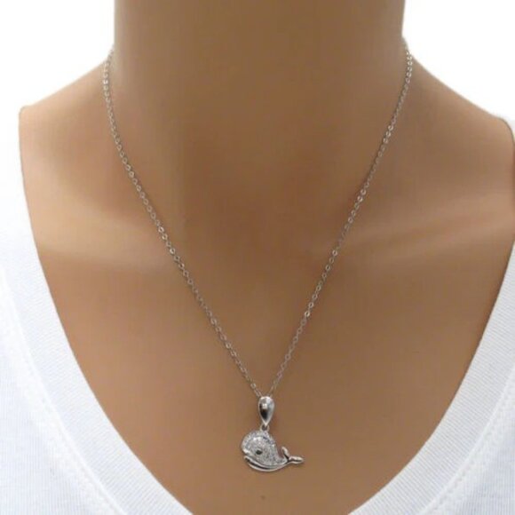 STYLISH STERLING SILVER WHALE PENDANT WITH CZ - Picture 3 of 3